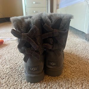 Grey Bailey bow Uggs